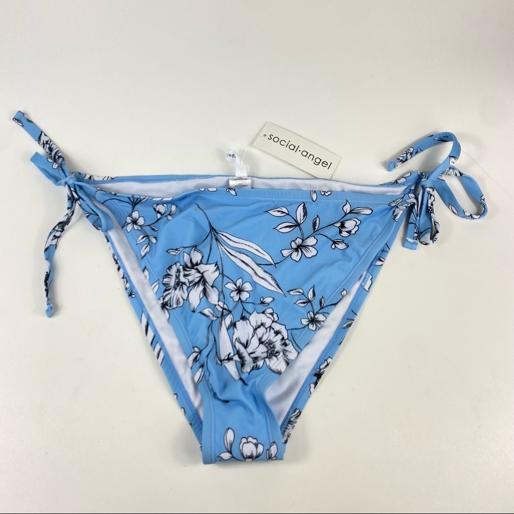 Social Angle Women Bikini Bottom Swim 1X Plus Size Blue White floral flower
